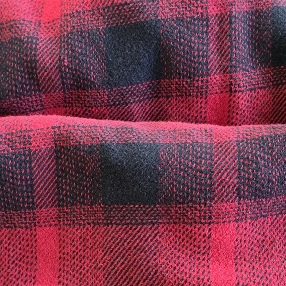 Orvis Shirt Jacket Mens M Buffalo Plaid Flannel Red Black Buttons Pockets Chore - Picture 14 of 15